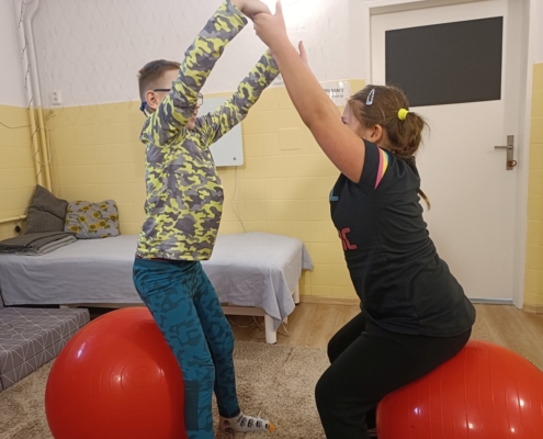 cvičení na rehabilitačních balónech, orientace v prostoru