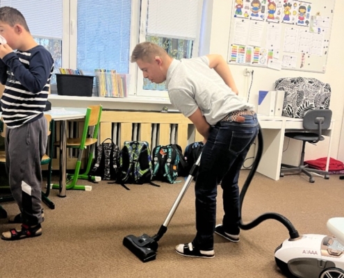 třída E na bazéně a v pátek pracovali s interaktivní tabulí