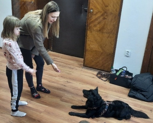 ve třídě H navštívila fenka Haidi v rámci canisterapie